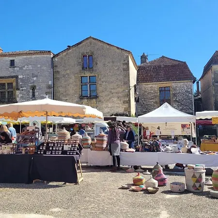 Les Bouges Apartment